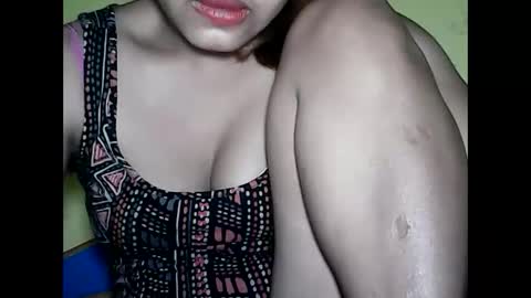 Snapshot of especialgirl_28 chatting on 12-22-24, 04:17 especialgirl_28 online show from 12-22-24, 04:17