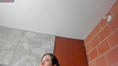 Snapshot of esperancita4570 chatting on 01-07-25, 01:38 HOPE online show from 01-07-25, 01:38