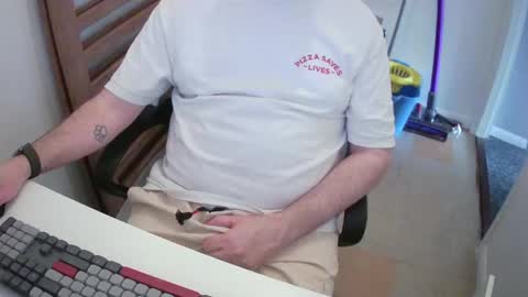 Snapshot of essex_wild chatting on 04-26-26, 02:37 Morph online show from 04-26-26, 02:37