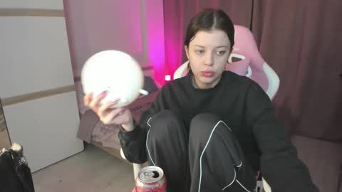 esteria online show from 12-01-24, 10:21