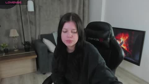 esteria online show from 12-04-24, 03:26