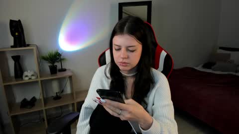 esteria online show from 01-17-25, 05:42