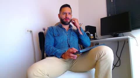 esteban online show from 02-03-26, 02:11