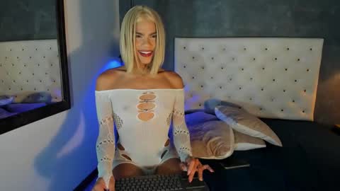 Salome online show from 02-04-26, 03:12