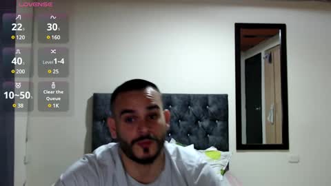 Snapshot of esteban_fer chatting on 03-12-25, 01:08 Esteban Fernandez online show from 03-12-25, 01:08