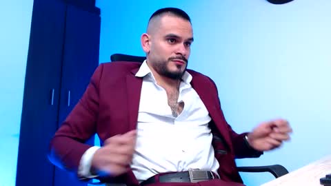 Esteban Fernandez online show from 02-02-26, 03:49