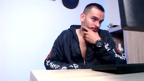 Esteban Fernandez online show from 02-13-26, 07:37