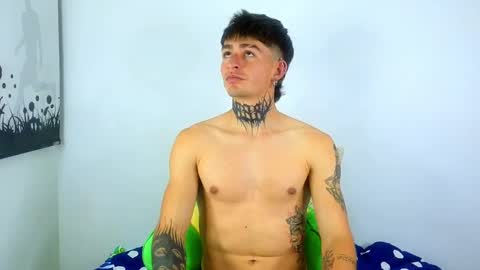 Esteban independent model online show from 03-01-25, 01:53