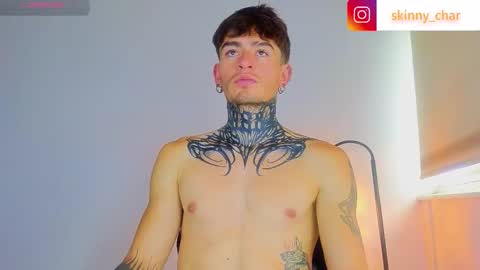 Esteban independent model online show from 10-17-25, 05:26