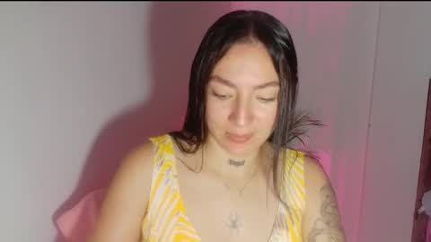 estefa1 online show from 12-16-25, 06:57