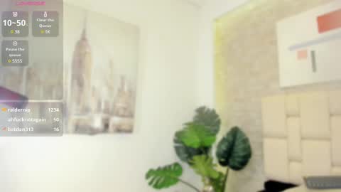 estefany online show from 02-17-25, 02:37