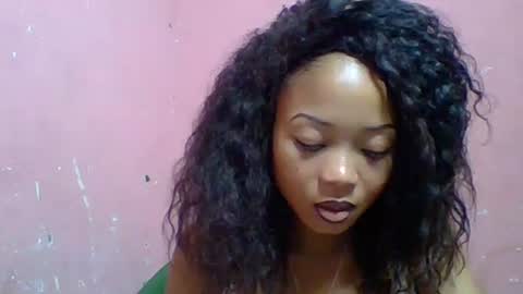 estelah20 online show from 09-17-25, 05:09