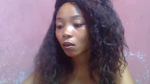 estelah20 online show from 11-03-25, 06:25