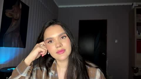 Estel online show from 04-24-26, 04:42