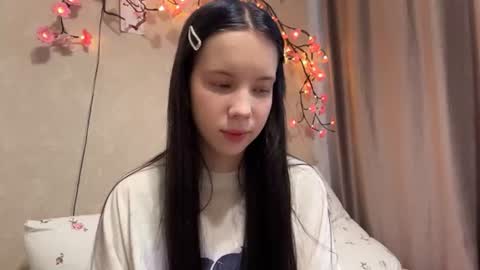 estellezdebski online show from 07-16-26, 01:17