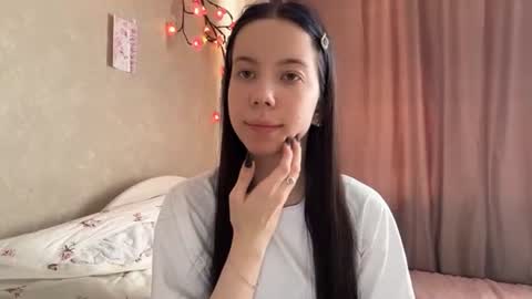 estellezdebski online show from 07-23-26, 12:14