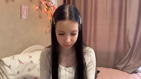 estellezdebski online show from 07-30-26, 11:09