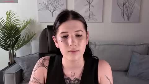 Ester Henderson online show from 07-03-26, 01:34