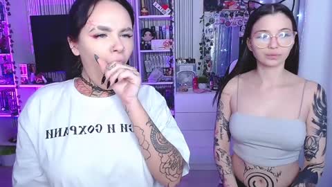 Snapshot of estercollins chatting on 12-11-24, 09:01 Ester online show from 12-11-24, 09:01