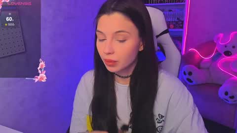 Snapshot of estercollins chatting on 01-27-25, 03:15 Ester online show from 01-27-25, 03:15