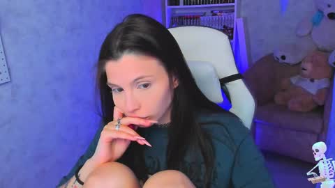 Snapshot of estercollins chatting on 03-10-25, 08:56 Ester online show from 03-10-25, 08:56