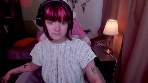 Ester  online show from 07-04-26, 03:51