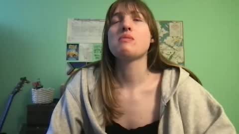 Esther Grey online show from 02-26-25, 06:11