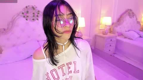   online show from 04-11-26, 01:26