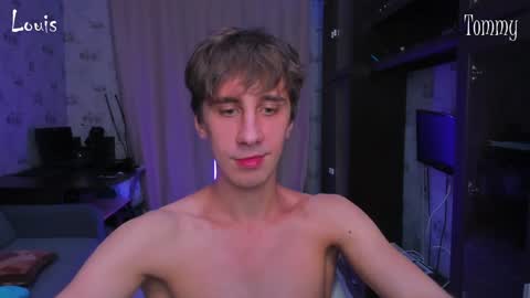 Snapshot of esthetics_boys chatting on 12-18-24, 02:53 LOUIS online show from 12-18-24, 02:53