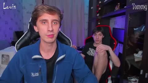 Snapshot of esthetics_boys chatting on 01-14-25, 02:29 LOUIS online show from 01-14-25, 02:29