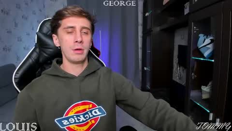 Snapshot of esthetics_boys chatting on 03-12-25, 07:24 LOUIS online show from 03-12-25, 07:24