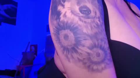 Estrella online show from 09-12-25, 11:54