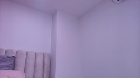 Estrella online show from 11-28-25, 12:08