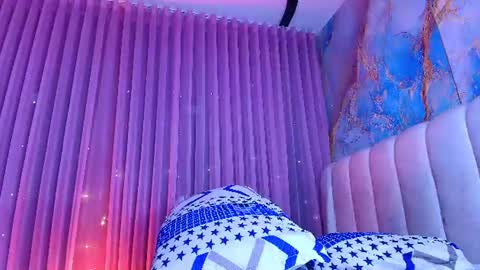 Snapshot of estrella_hanks_ chatting on 07-15-26, 11:59 Estrella online show from 07-15-26, 11:59