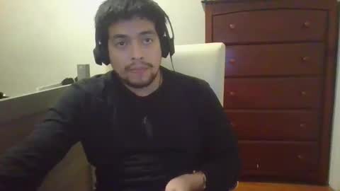 Snapshot of etceteraexx chatting on 12-13-24, 08:37 etceteraexx online show from 12-13-24, 08:37