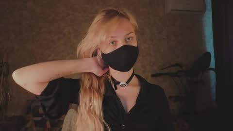 Sophia online show from 05-16-26, 12:40