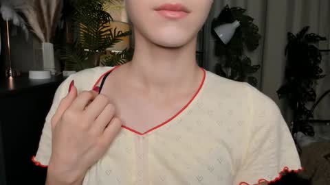 Natalie online show from 09-20-25, 05:41