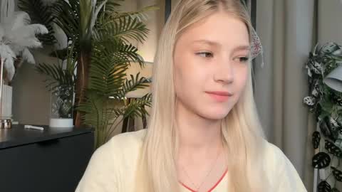 Natalie online show from 06-05-26, 07:03