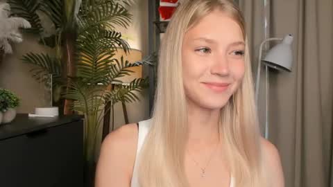 Natalie online show from 07-25-26, 06:00