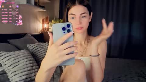 Mary online show from 10-07-25, 08:11