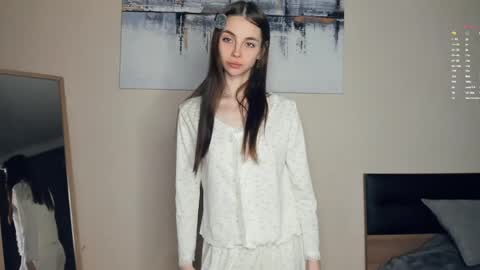 Mary online show from 04-24-26, 07:44