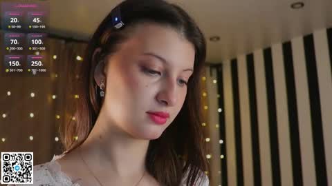 Elsa online show from 11-30-25, 06:12