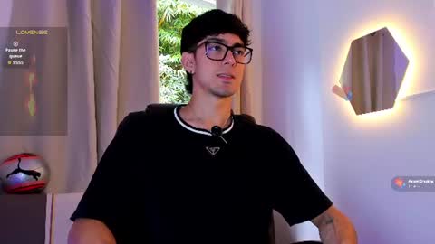 etham_wolf1 online show from 07-15-26, 06:02