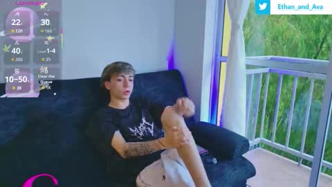 ethan and ava online show from 10-10-25, 12:37