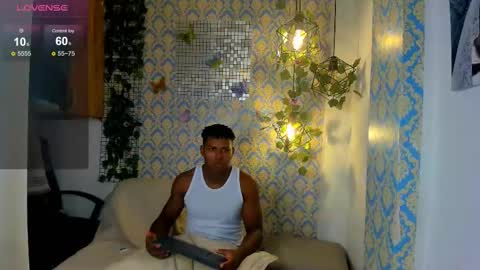 Snapshot of ethan_blackwood chatting on 02-05-25, 01:58 ethan_blackwood online show from 02-05-25, 01:58