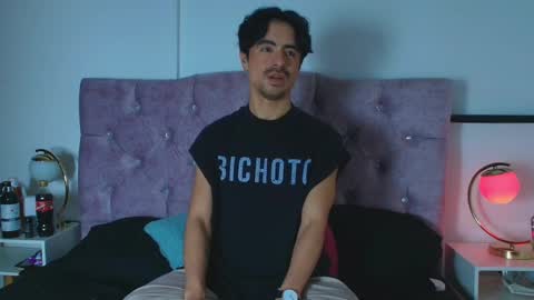 ethan  online show from 02-18-26, 03:46