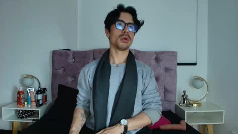 ethan  online show from 03-03-26, 03:34