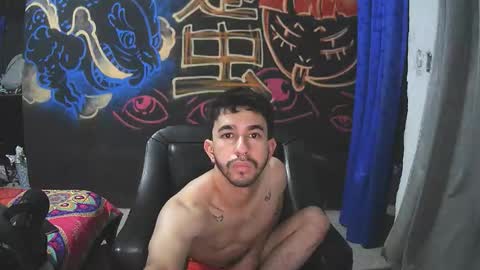 Snapshot of ethan_col chatting on 12-17-25, 11:00 ethan_col online show from 12-17-25, 11:00