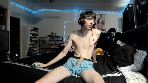 ethan_ford online show from 12-28-24, 05:14