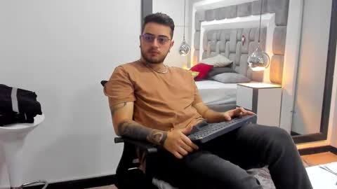 ethan_greys online show from 11-22-25, 03:49